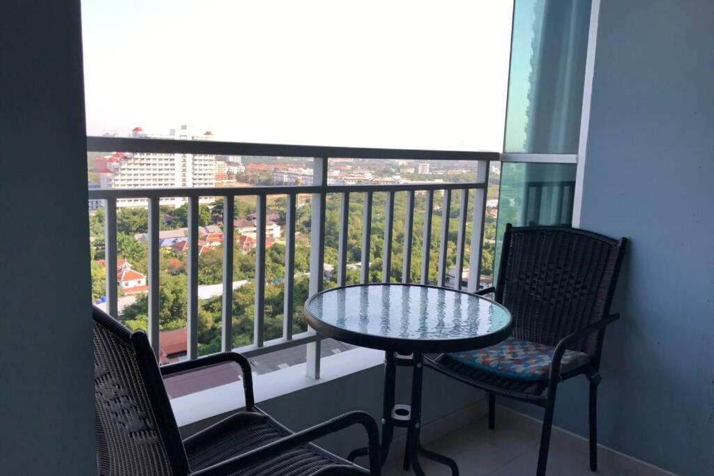 Stunning Seaview Suite Praia de Jomtien Exterior foto
